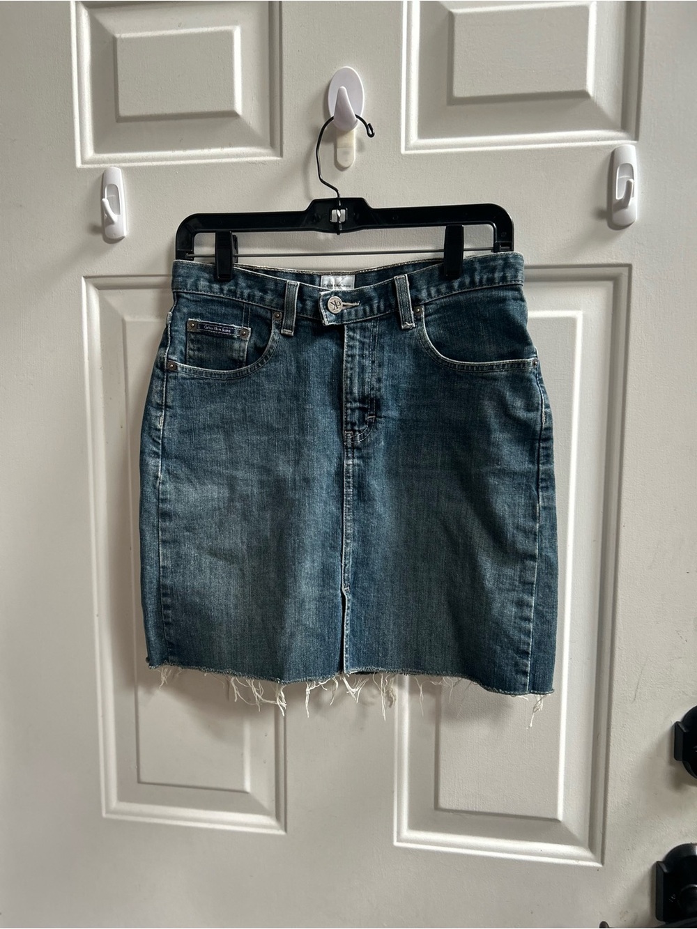 CK Calvin Klein Classic  Blue Denim Mini Skirt with raw hem Sz 2